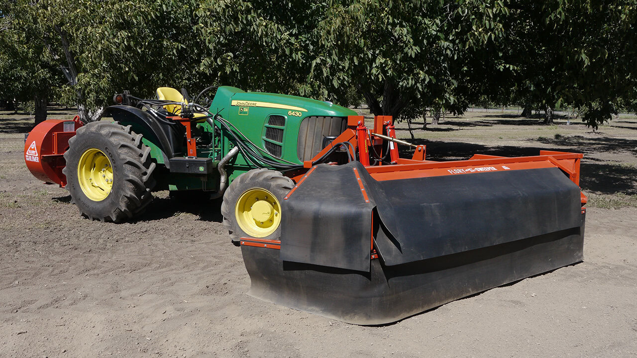 Flory 9685/9610 Tractor Mount Sweeper 7